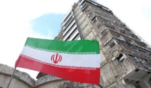 Irán demanda a EE.UU. ante tribunal arbitral de La Haya por injerencia militar