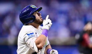 MLB: Jonathan Aranda produce y los Rays dejan tendidos en el terreno a San Francisco
