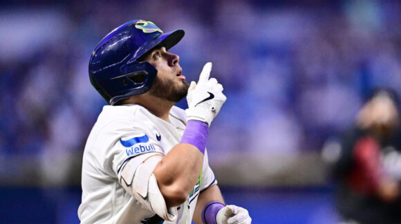 MLB: Jonathan Aranda produce y los Rays dejan tendidos en el terreno a San Francisco