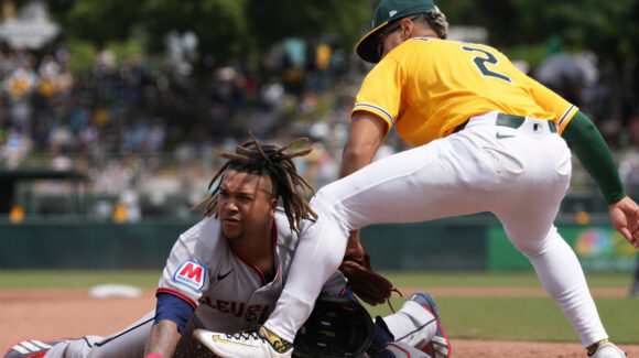 José Ramírez escribe historia con Cleveland y los Guardians apalean a los Athletics en el segundo de la serie