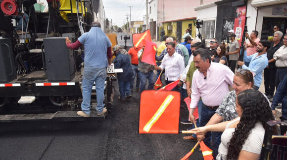 Lamarque impulsa plan intensivo de pavimentación con nueva maquinaria en Cajeme