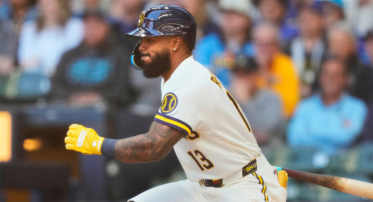 Luis Rengifo comandó la victoria de los Brewers sobre San Diego en el tercer compromiso de la serie