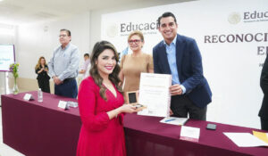 Froylán Gamboa, titular de la SEC, reconoce a maestros como piezas fundamentales para el desarrollo de Sonora