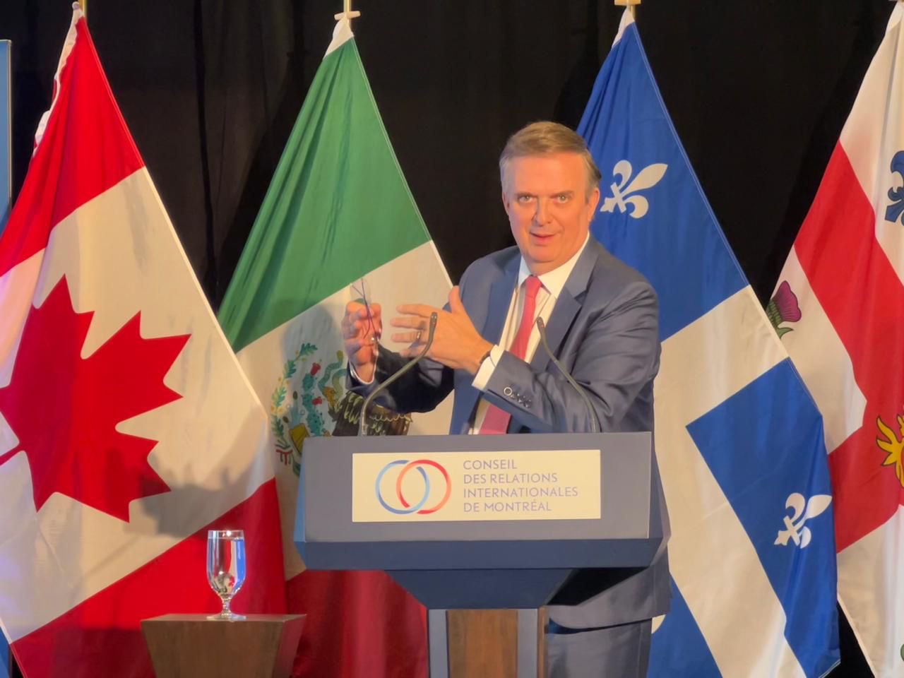 Marcelo Ebrard promete a Canadá gestiones ante Estados Unidos para extender el T-MEC.