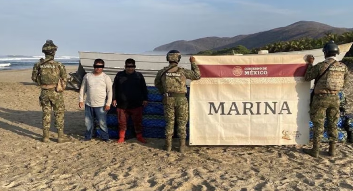 Marina de Guerrero informa arresto de dos extranjeros y aseguran embarcación con droga