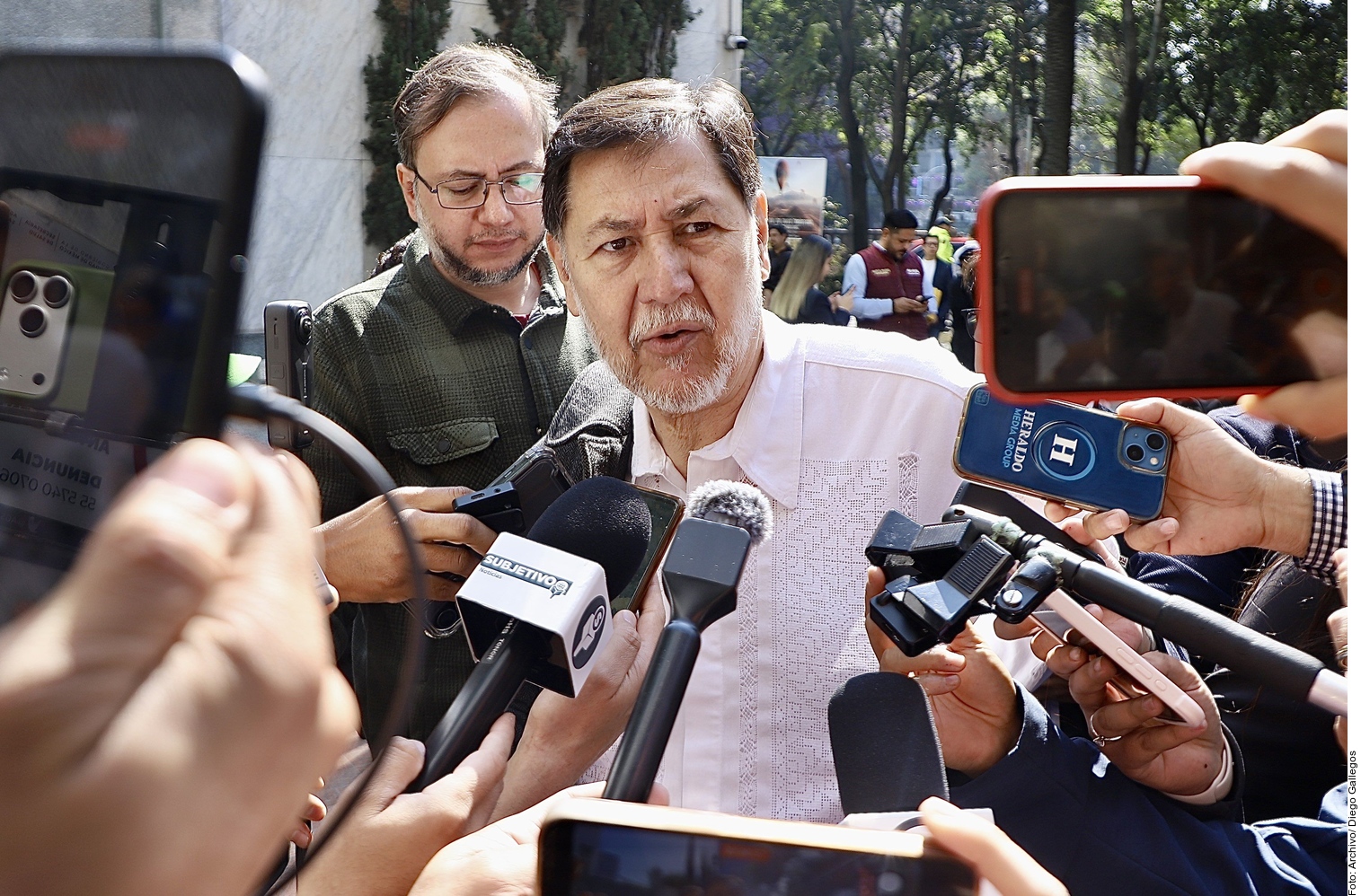 El diputado Noroña rechaza incorporación del 'Travieso' Arce a las filas de Morena.
