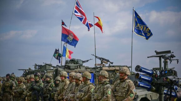 OTAN pide a Europa invertir más en defensa tras retirada de tropas de Estados Unidos