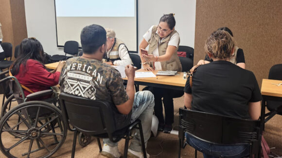Inicia entrega de tarjetas de pensión para personas con discapacidad en el sur de Sonora