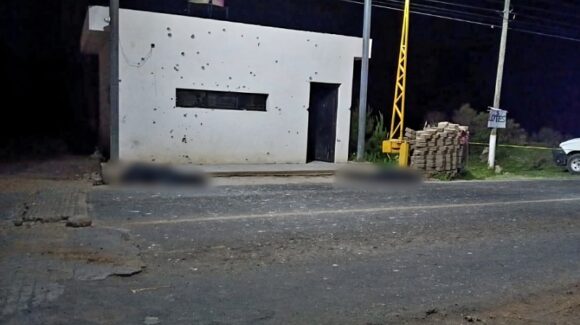 Asesinan a dos policías comunitarios en Michoacán durante jornada violenta del 18 de mayo