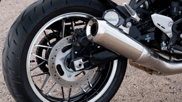 Profeco invita a revisar motocicletas Kawasaki debido a posible daño interno en el motor