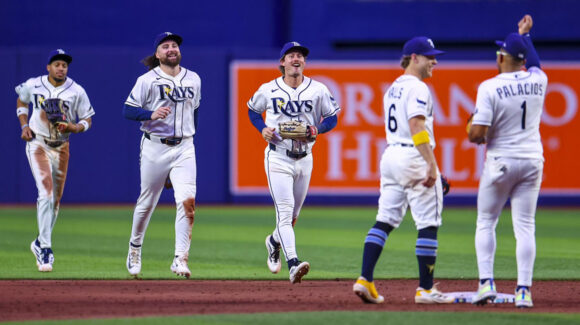 Los Rays exhiben todo su poderío ofensivo para imponerse por paliza sobre los Orioles