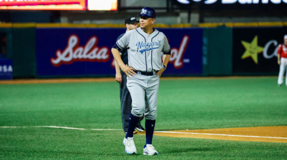 Los Jaguares de Nayarit premian la labor de Luis Carlos Rivera y lo ratifican como manager
