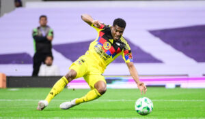 América pierde a Raúl Zúñiga; fractura de clavícula lo deja fuera de la Liguilla del Clausura 2026
