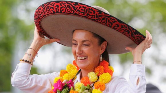 Sheinbaum envía mensaje por el Día de las Madres 2026 y afirma que “es tiempo de mujeres”