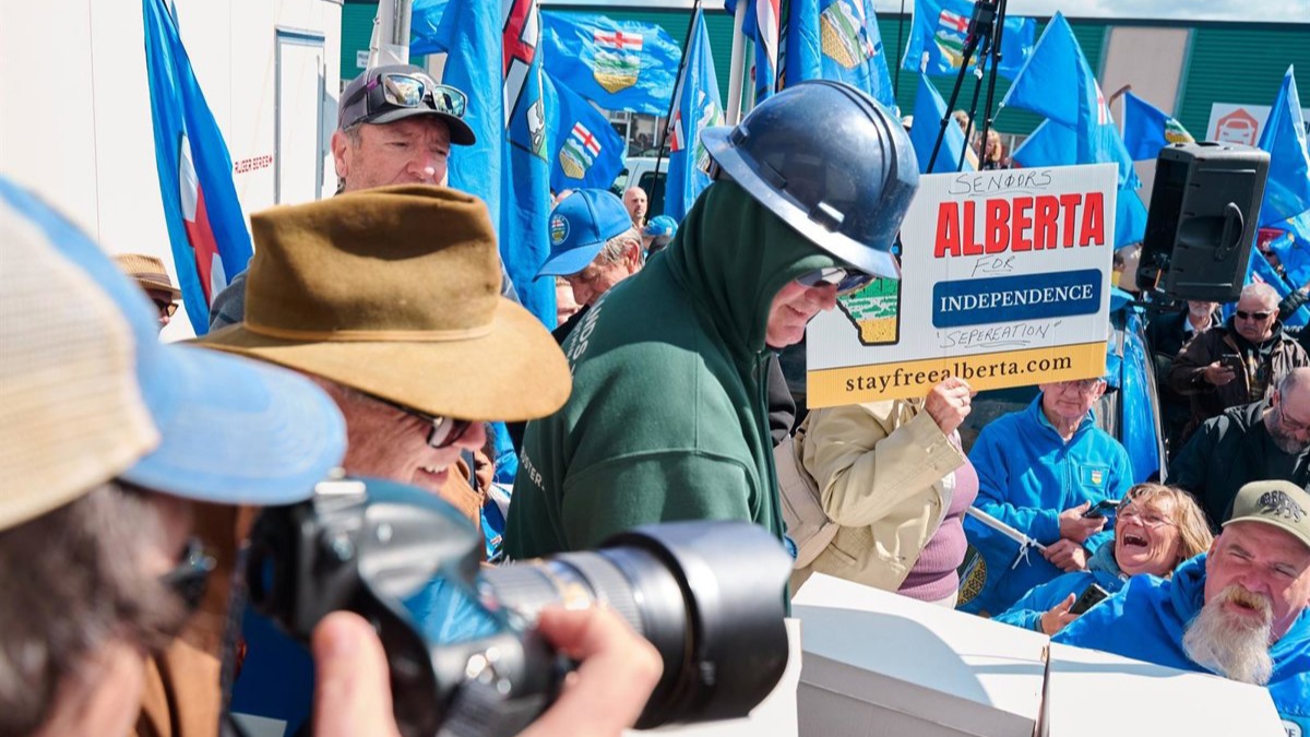 Alberta enfrenta debate sobre su posible separatismo de Canadá.