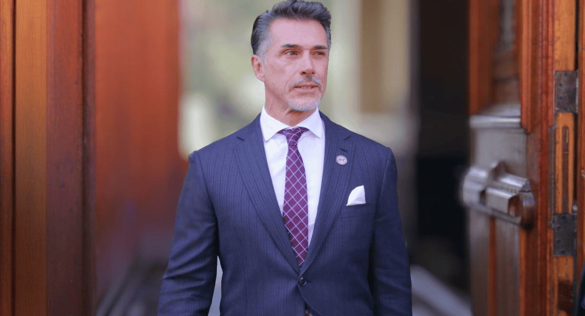 Sergio Mayer responde a abogada qué le exige renunciar a su puesto de diputado tras renunciar a Morena