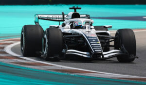 Sergio Pérez cierra P16 en el GP de Miami y suma otra carrera completa; Cadillac avanza en fiabilidad