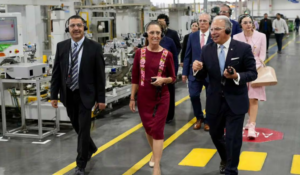 Sheinbaum acuerda producción de 80 mil vehículos anuales en México con General Motors