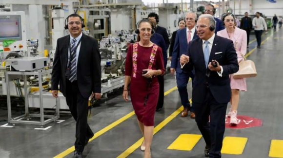 Sheinbaum acuerda producción de 80 mil vehículos anuales en México con General Motors