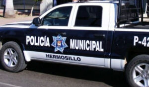 Detienen a hombre por amenazar a su expareja e intentar entrar por la fuerza a casa en Hermosillo