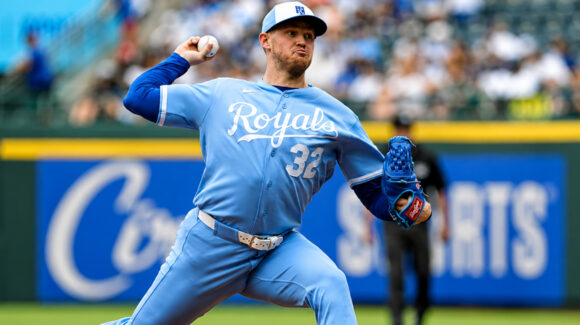 MLB: Stephen Kolek lanza ruta completa ante Seattle y los Royals cortan racha de cuatro derrotas