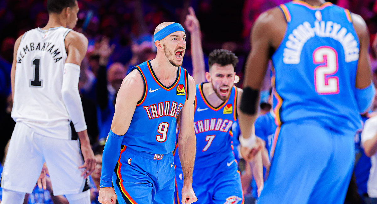 Caruso y Holmgren festejan después de imponerse ante San Antonio