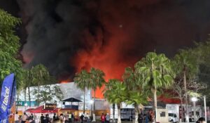 Víctimas del incendio en el Parque Tabasco eran de otros estados, aclara el gobernador