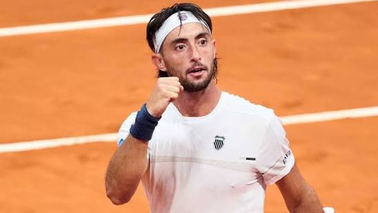 Thiago Tirante vence a Cobolli y avanza a octavos de final en Roma