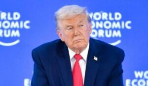 Donald Trump anuncia inicio de operación en Estrecho de Ormuz para lunes
