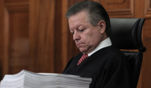 Arturo Zaldívar afirma que Rocha Moya ya no tiene fuero tras pedir licencia en Sinaloa