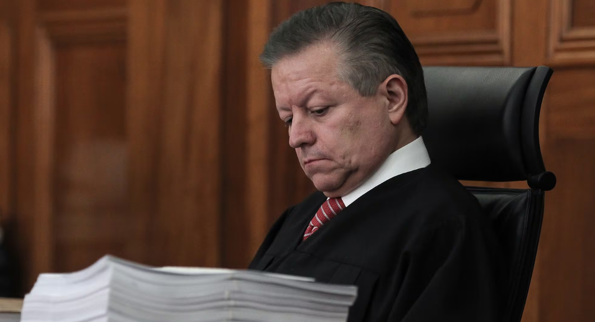 Arturo Zaldívar afirma que Rocha Moya ya no tiene fuero tras pedir licencia en Sinaloa