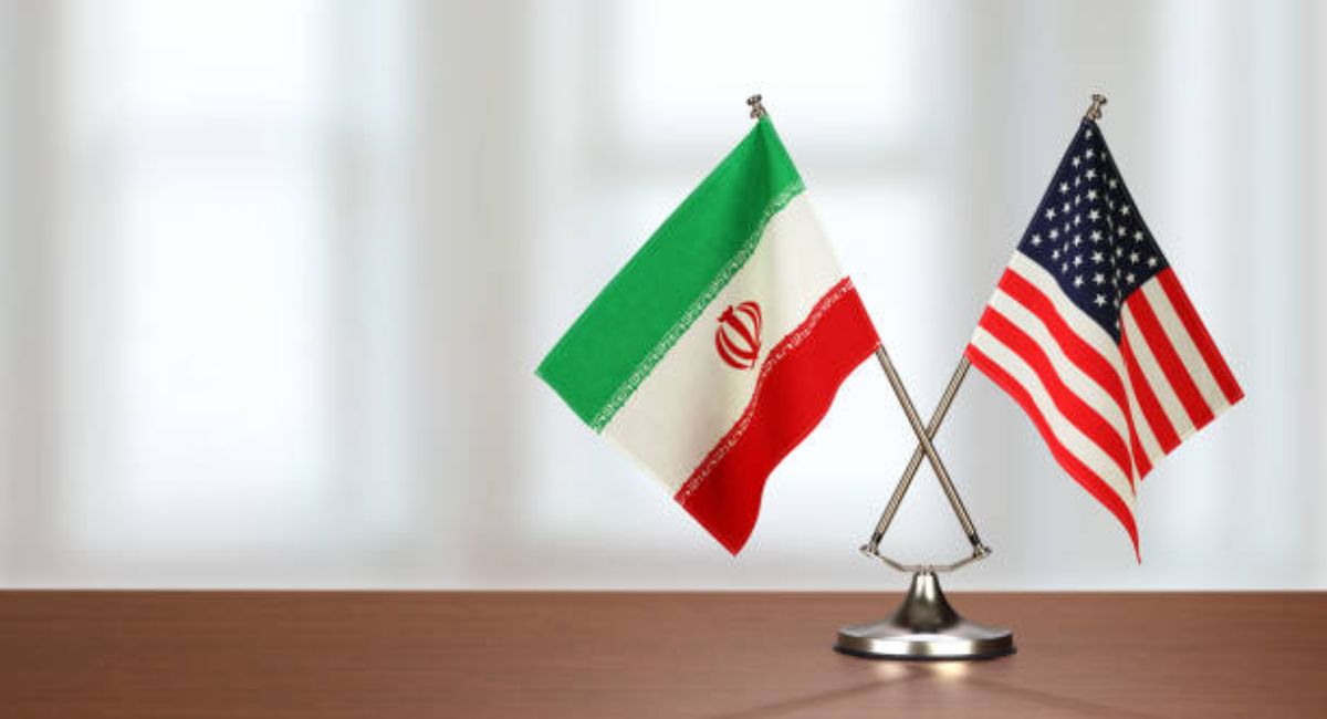 Trump afirma que Estados Unidos está cerca de un acuerdo con Irán, pero advierte posible ofensiva militar