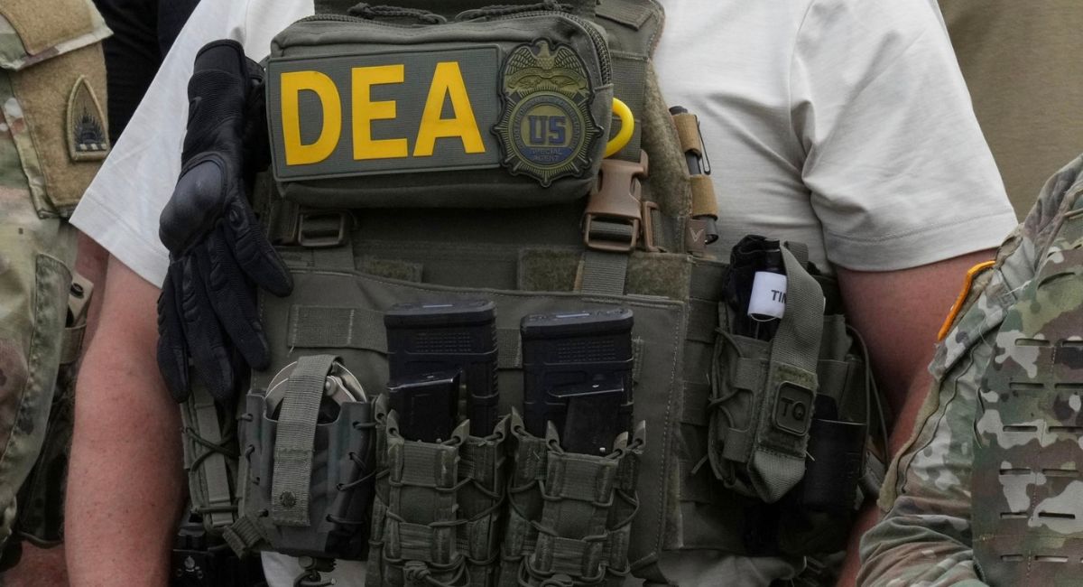 Departamento de Justicia de EU acusa a policías de Sinaloa por matar a informante DEA