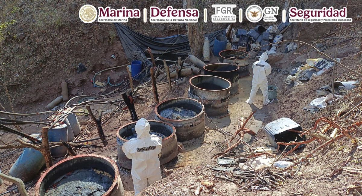 Marina golpea al CJNG con decomiso de laboratorios y drogas sintéticas en tres estados