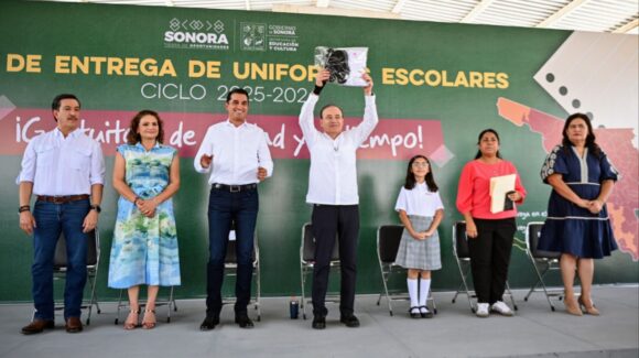Durazo arranca entrega de uniformes escolares gratuitos en Sonora
