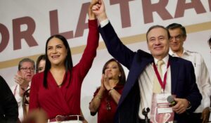 Durazo toma protesta a Ariadna Montiel y llama a unidad de Morena rumbo a 2027