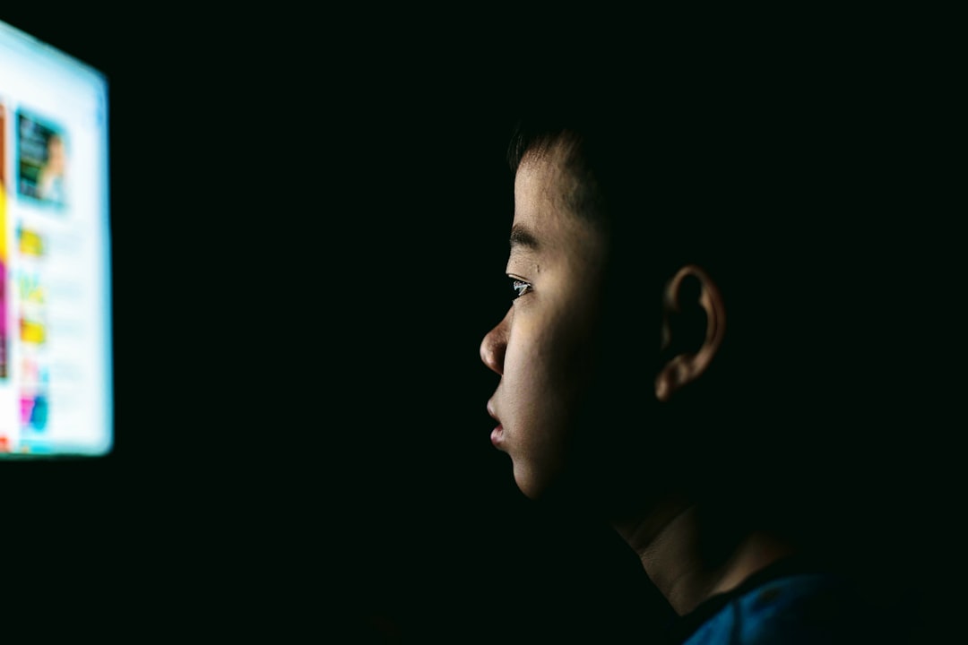 Fraude digital en videojuegos alerta a autoridades sobre riesgo infantil en Ciudad de México.