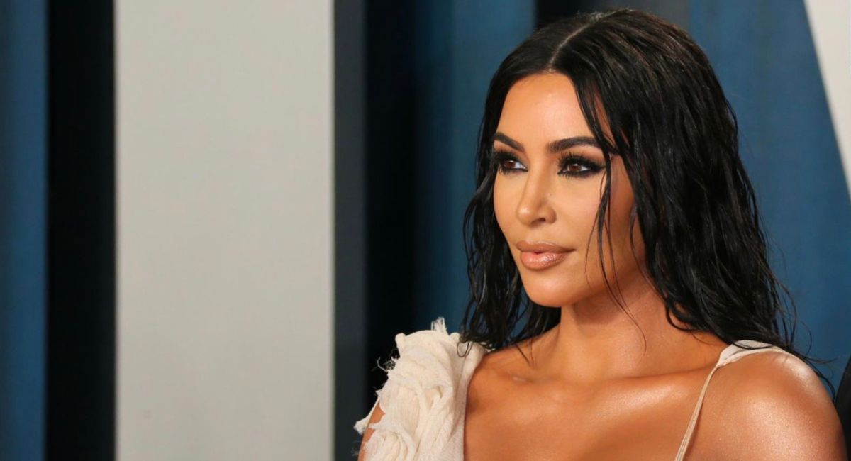 Kim Kardashian pide un euro tras robo en París