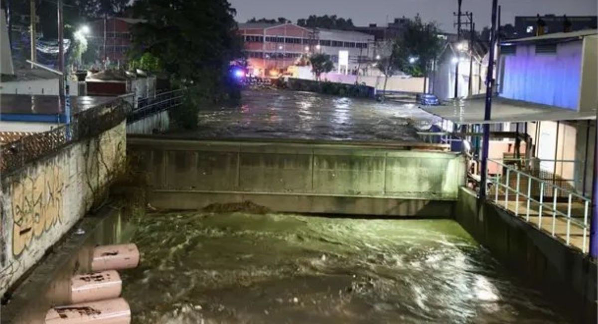Lluvias provocan desbordamientos y afectaciones en CDMX y Edomex