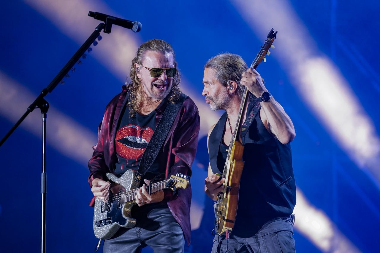 Maná llena de nostalgia el Foro Rosales: 95 mil voces celebran con ellos las Fiestas del Pitic 2026