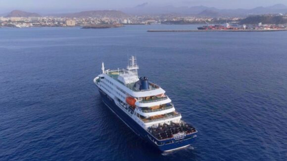 Evacúan a pasajeros del crucero MV Hondius tras brote de hantavirus; vuelan a varios países