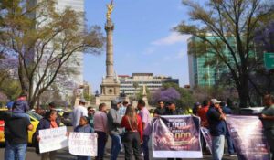 Tráfico en CDMX HOY 10 de mayo: ¿Dónde hay marchas y BLOQUEOS este Día de las Madres 2026?