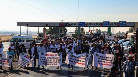 ¿Qué calles de CDMX están cerradas por la megamarcha de transportistas HOY 20 de mayo? Horario y detalles