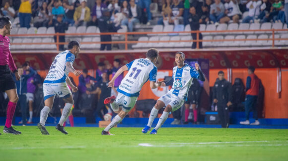 Idrissi sorprende al superlíder Pumas y pone al Pachuca a 90 minutos de la gran final