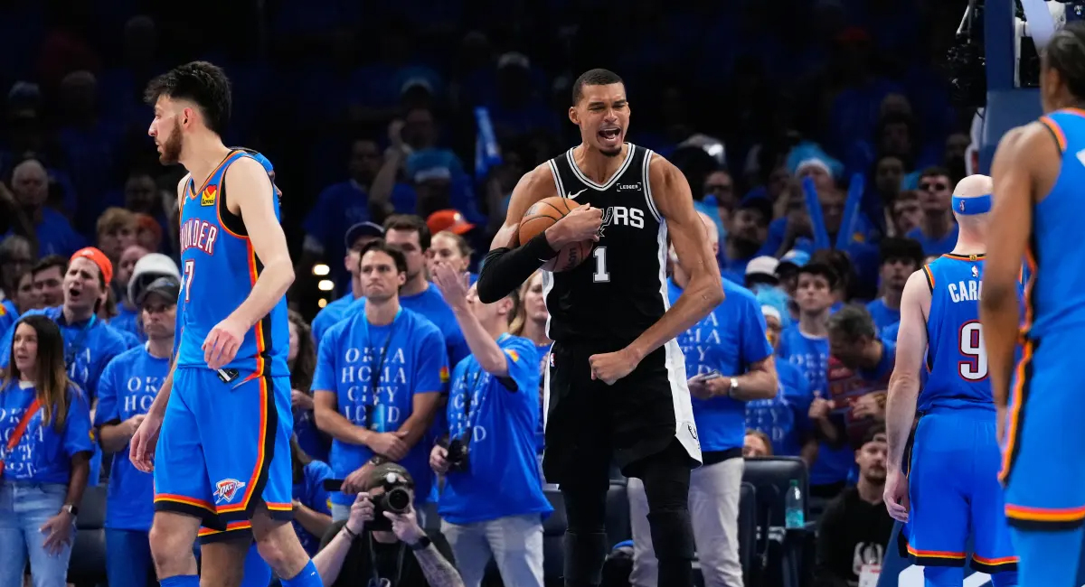 Arranque de locura en las finales de Conferencia de la NBA; Spurs superan al campeón en doble tiempo extra