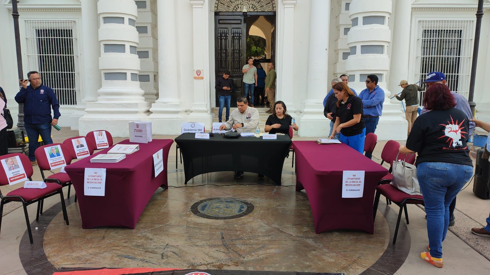 Integrantes del Steus bloquean bulevares en Hermosillo por falta de acuerdos