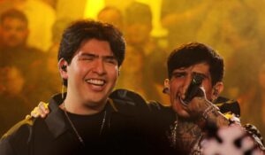 Tombochio arma fiesta en el Palenque de la ExpoGan 2026 con Adriel Favela y Hans El Oso