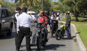 Retenes de tránsito buscan prevenir accidentes y tragedias: Óscar Córdova
