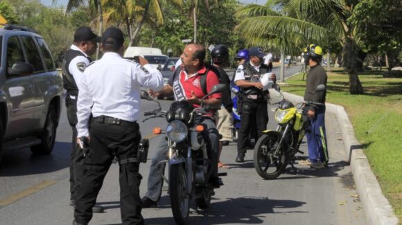 Retenes de tránsito buscan prevenir accidentes y tragedias: Óscar Córdova