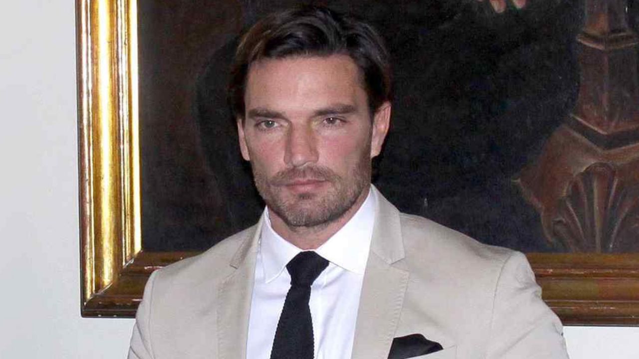 ¡Impresionante! Julián Gil, actor de Televisa, sorprende al mostrar su rostro ¿desfigurado?